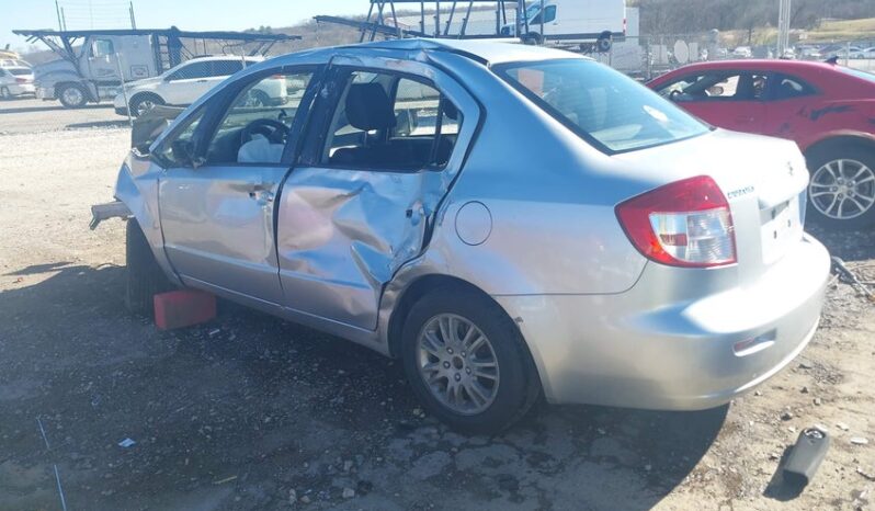 
								2012 Suzuki Sx4 full									