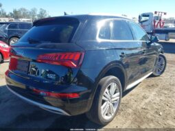 
										2018 Audi Q5 full									