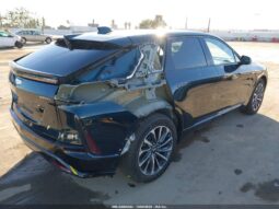 
										2024 Cadillac Lyriq full									