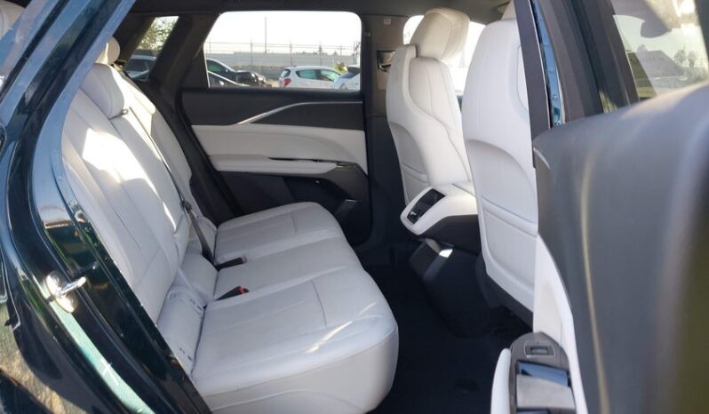 
								2024 Cadillac Lyriq full									