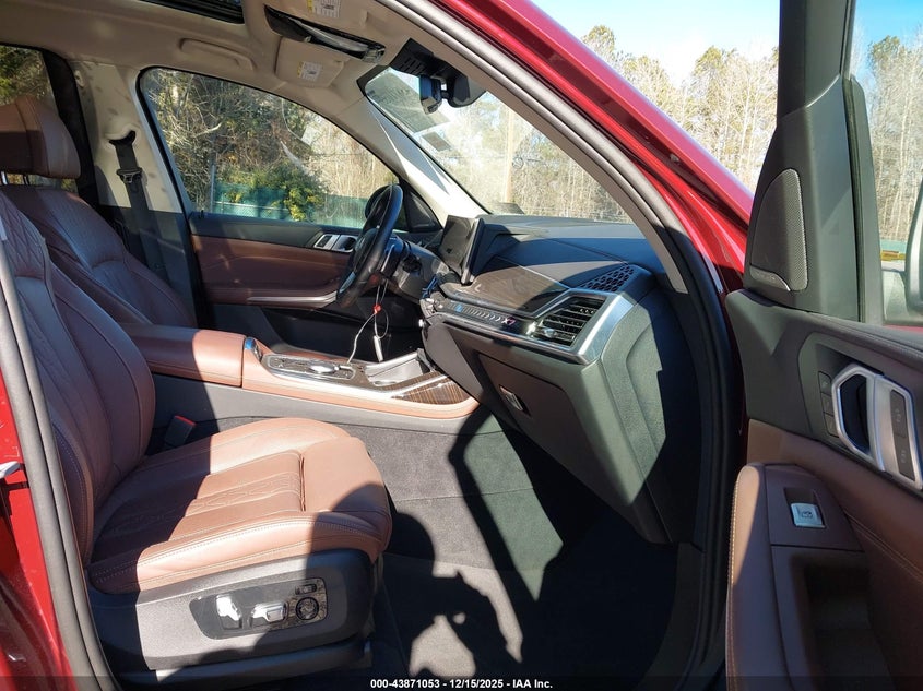 2025 BMW X7
