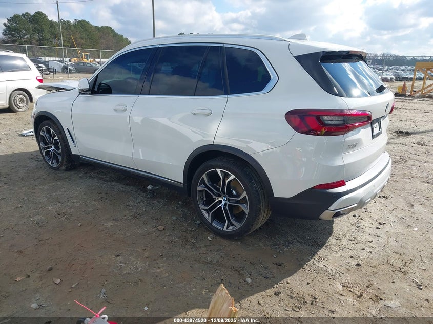 2023 BMW X5
