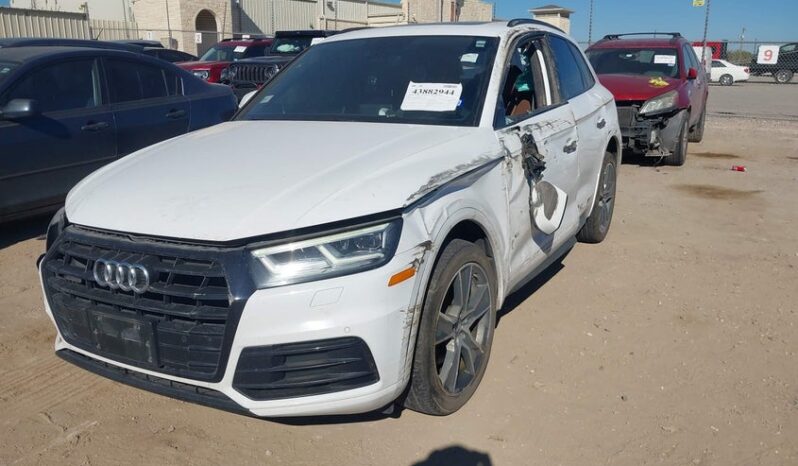 
								2019 Audi Q5 full									