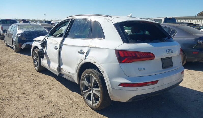 
								2019 Audi Q5 full									
