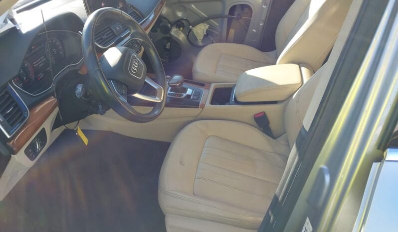 
								2022 Audi Q5 full									