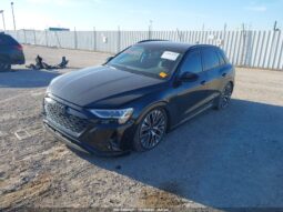 
										2024 Audi Q8 full									