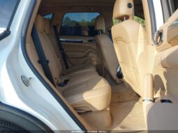 
										2012 Porsche Cayenne full									