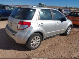 
										2011 Suzuki Sx4 full									