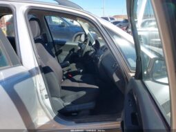 
										2011 Suzuki Sx4 full									