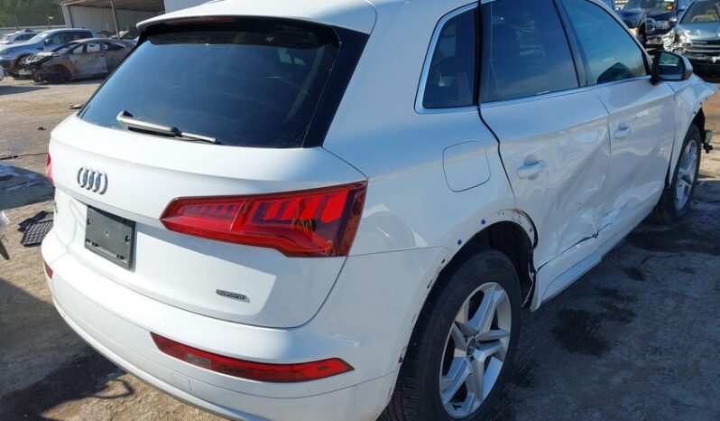 
								2019 Audi Q5 full									
