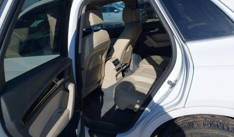 
								2019 Audi Q5 full									