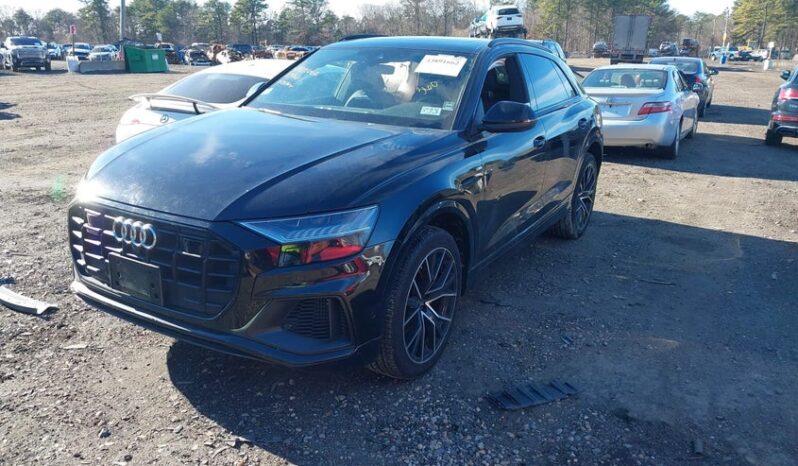 
								2023 Audi Q8 full									
