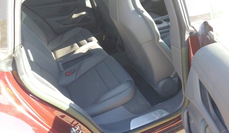 
								2022 Porsche Taycan full									