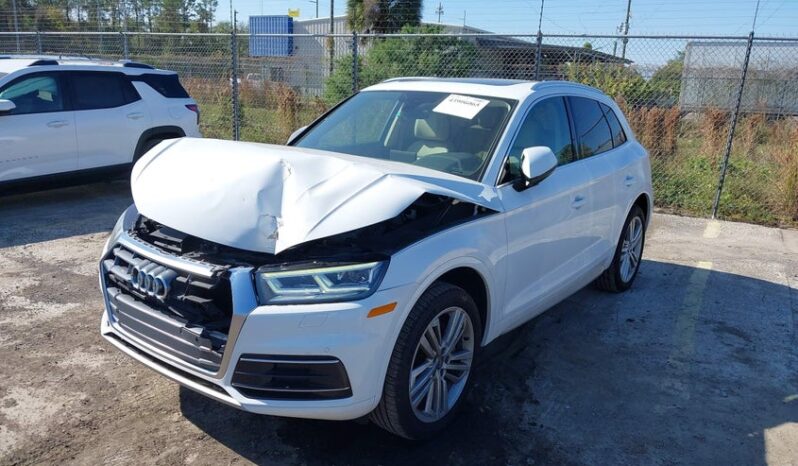 
								2019 Audi Q5 full									
