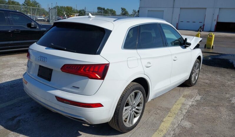 
								2019 Audi Q5 full									