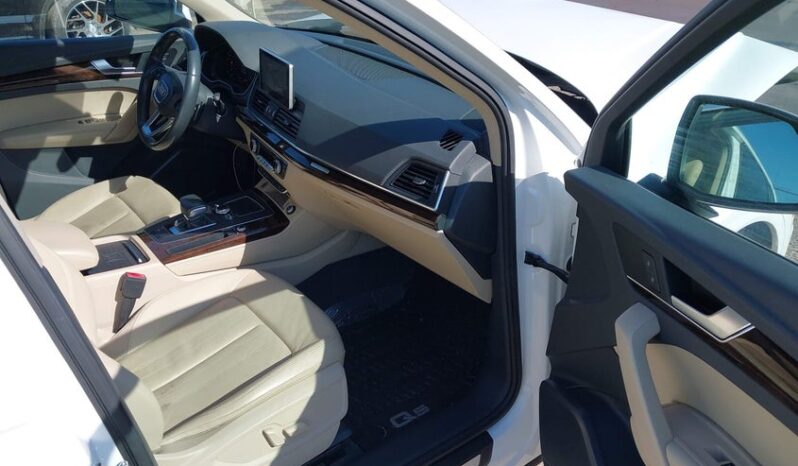 
								2019 Audi Q5 full									