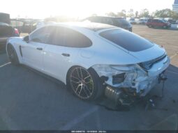 
										2022 Porsche Panamera full									