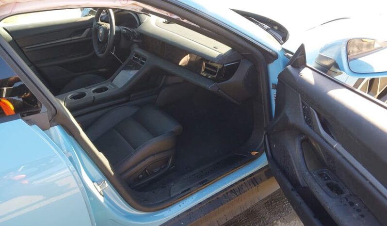 
								2025 Porsche Taycan full									