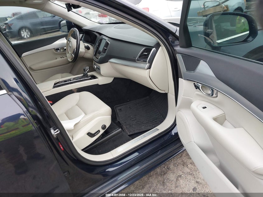 2017 Volvo Xc90