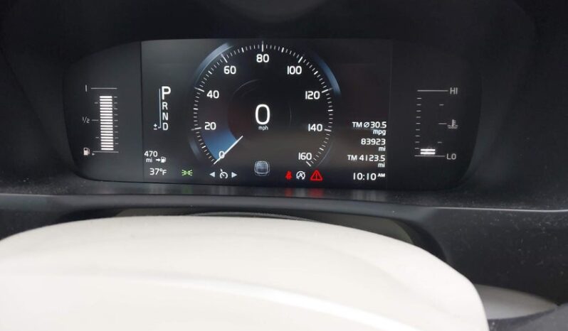 
								2017 Volvo Xc90 full									