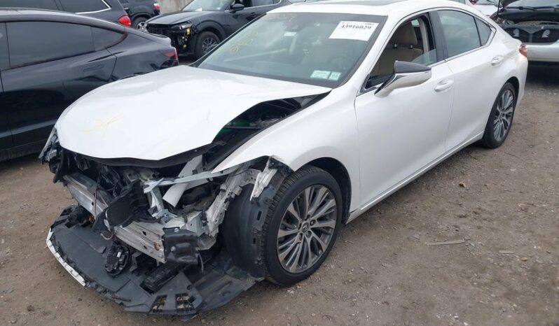 
								2020 Lexus Es 350 full									