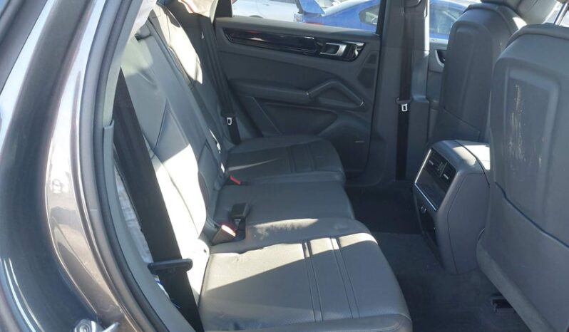 
								2021 Porsche Cayenne full									