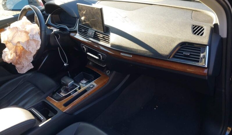 
								2022 Audi Q5 full									