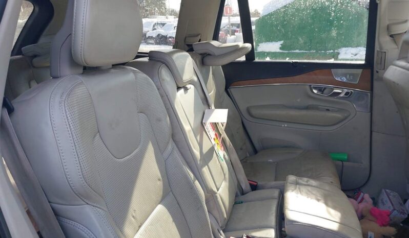 
								2017 Volvo Xc90 full									