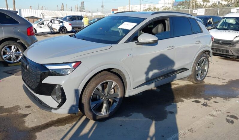 
								2023 Audi Q4 e-tron full									