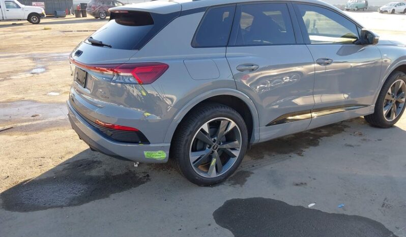 
								2023 Audi Q4 e-tron full									