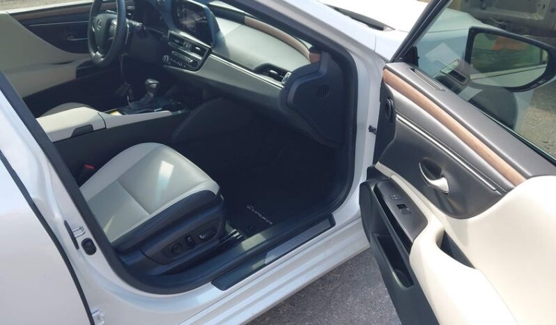 
								2024 Lexus Es 350 full									