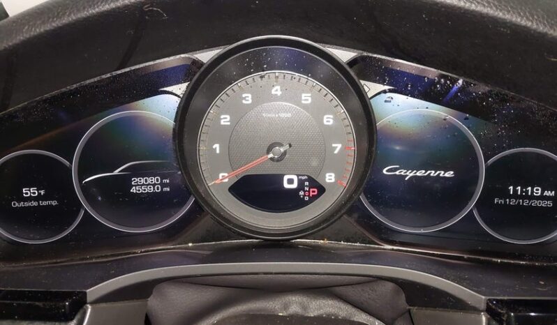 
								2020 Porsche Cayenne full									