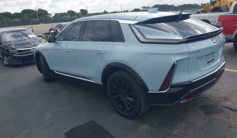
								2024 Cadillac Lyriq full									