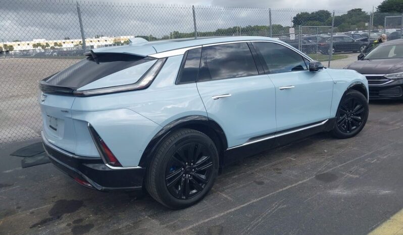 
								2024 Cadillac Lyriq full									