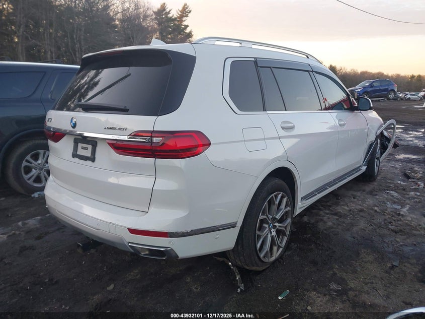2020 BMW X7