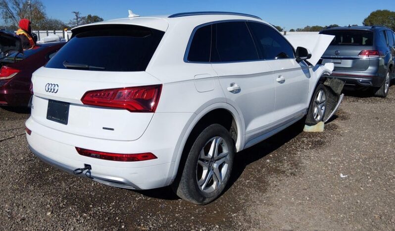 
								2019 Audi Q5 full									