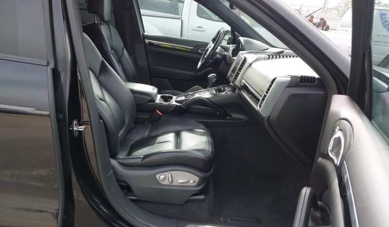 
								2017 Porsche Cayenne full									