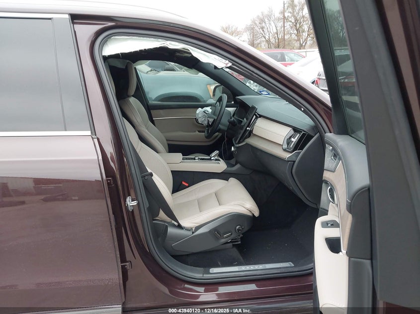 2025 Volvo Xc90