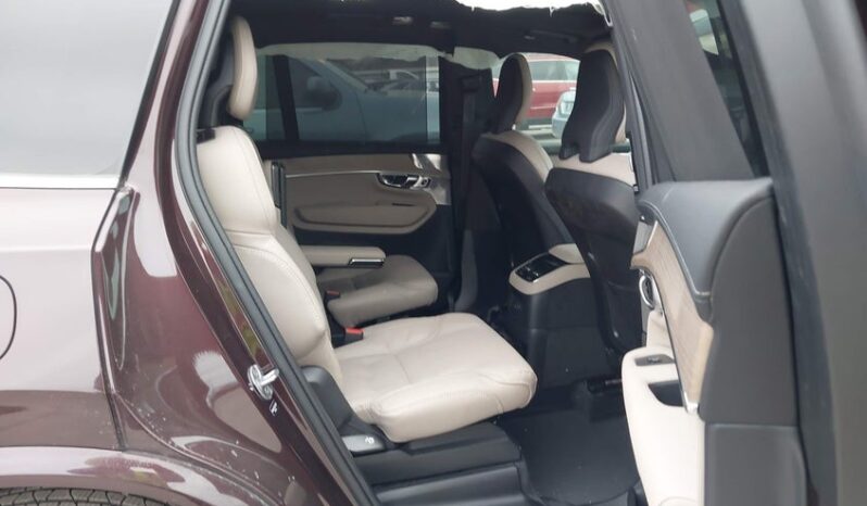 
								2025 Volvo Xc90 full									