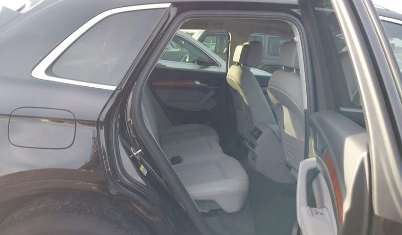 
								2023 Audi Q5 full									