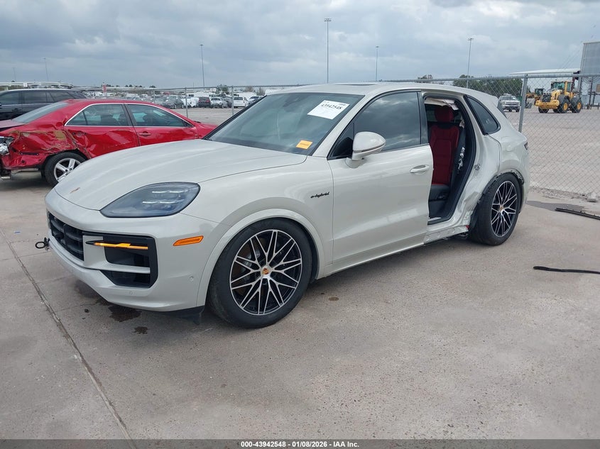 2025 Porsche Cayenne