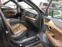 
										2022 Volvo Xc90 full									