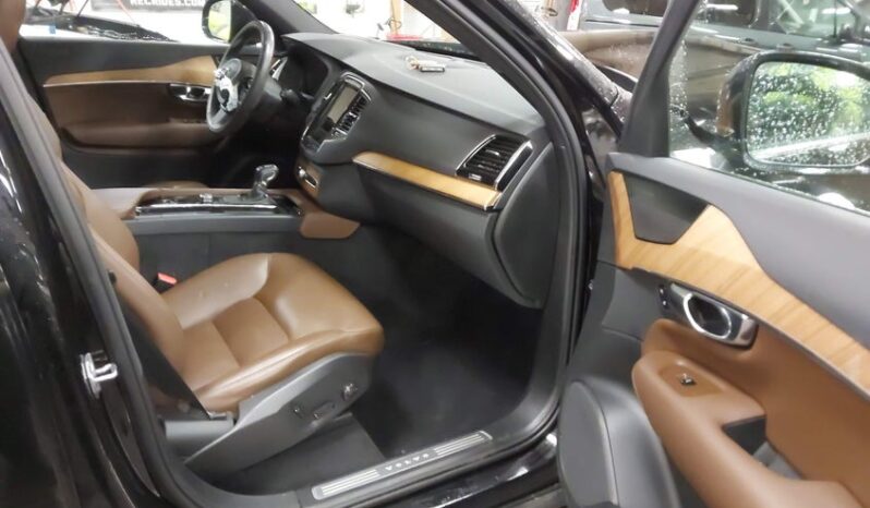 
								2022 Volvo Xc90 full									