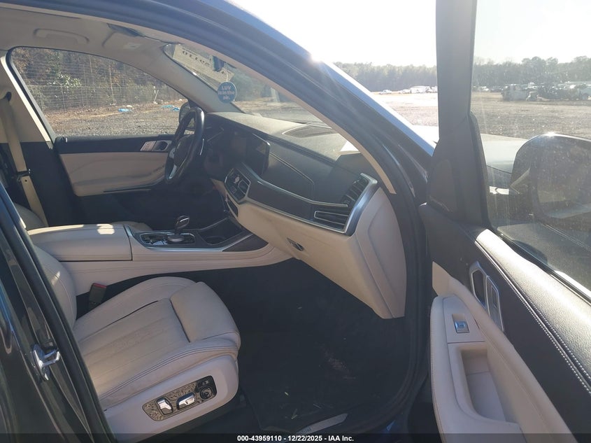 2019 BMW X7