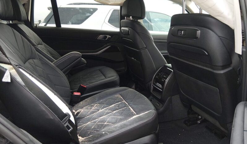 
								2024 BMW X7 full									