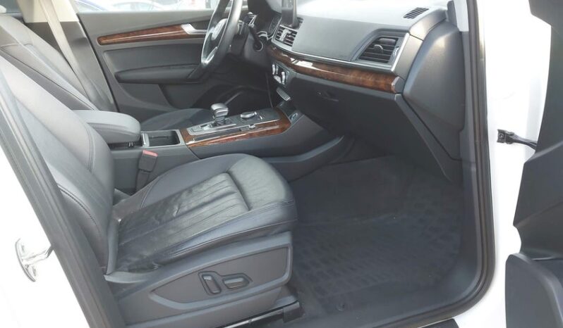 
								2018 Audi Q5 full									