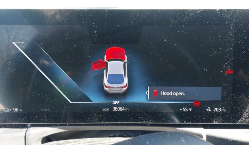 
								2023 BMW I4 full									