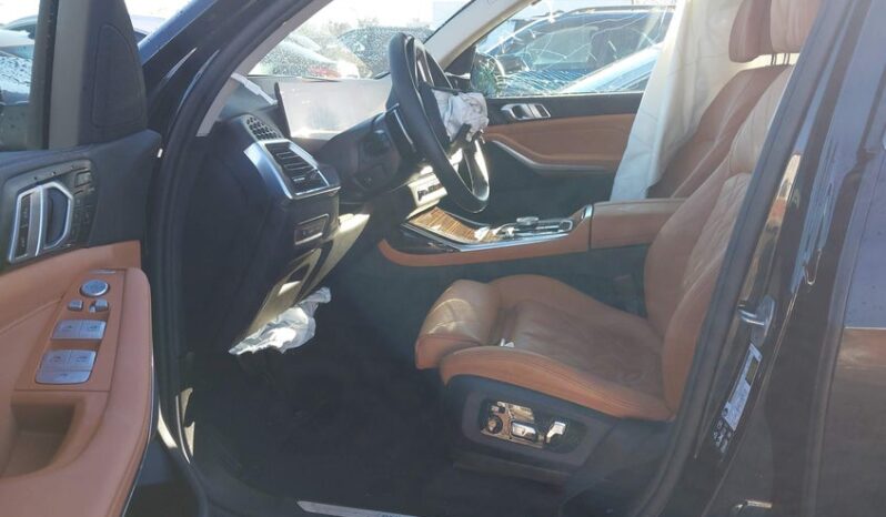 
								2025 BMW X7 full									