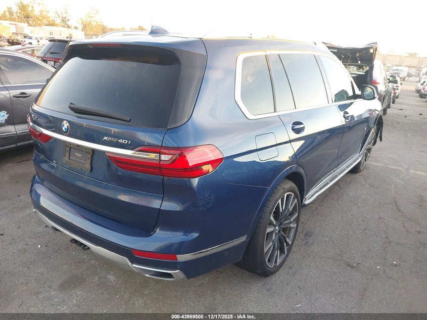 2020 BMW X7