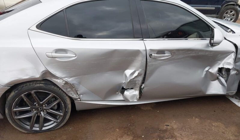 
								2015 Lexus Is 250 full									